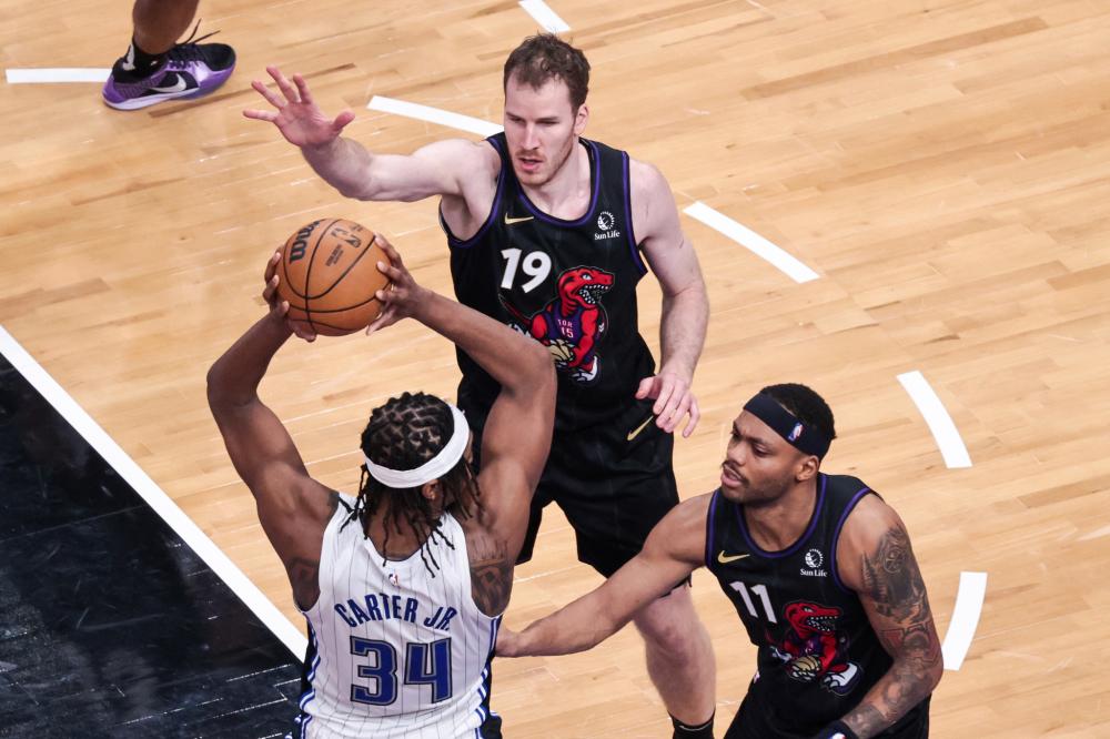 断球并确保 断球并确保