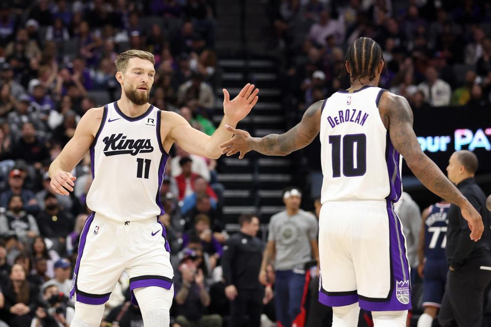 郭斌经常陪 郭斌经常陪