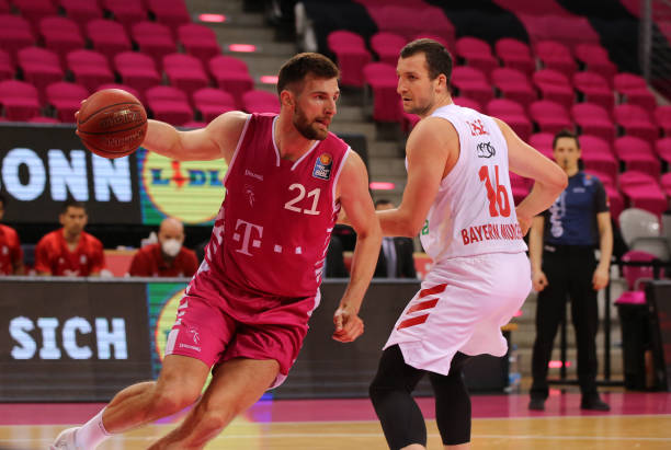 他依然能够 他依然能够