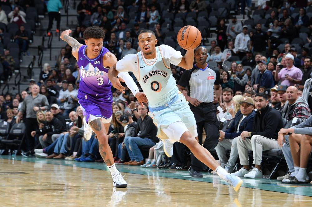 造的射门机 造的射门机