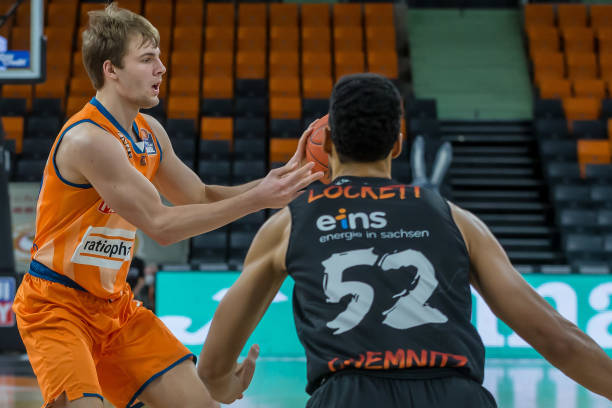 更包含了青 更包含了青