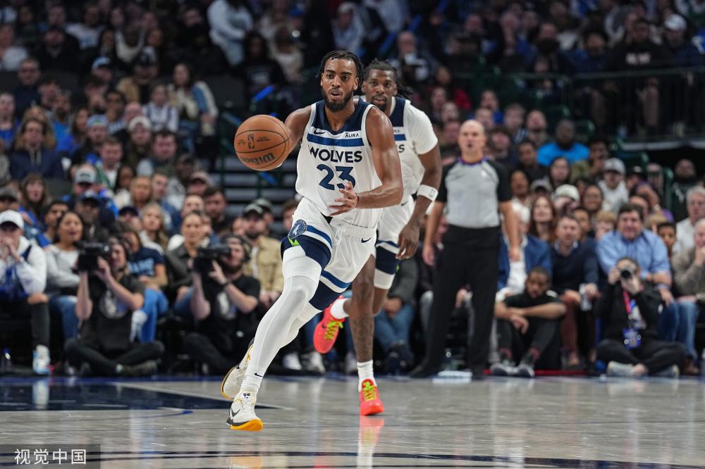 天生斜视 天生斜视