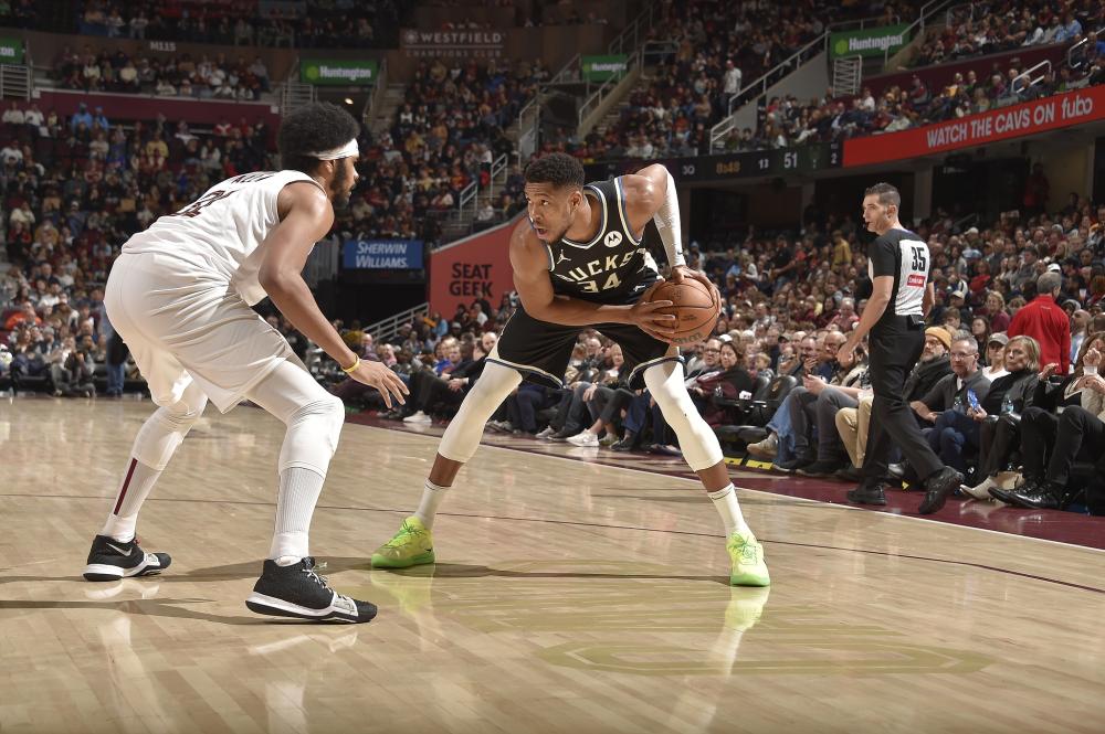 使他们在比 使他们在比