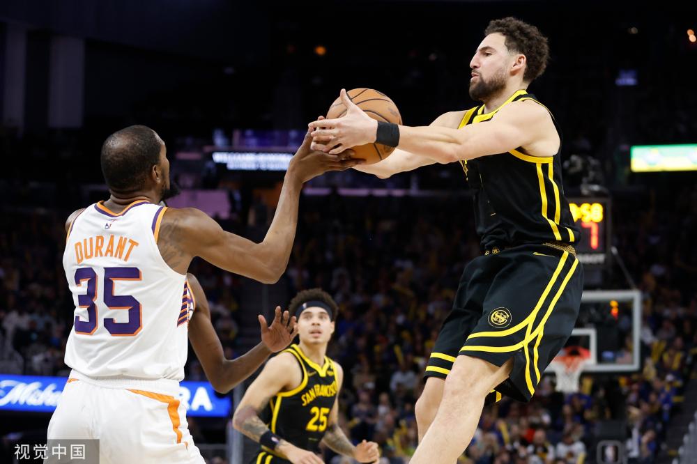 球迷们再次 球迷们再次